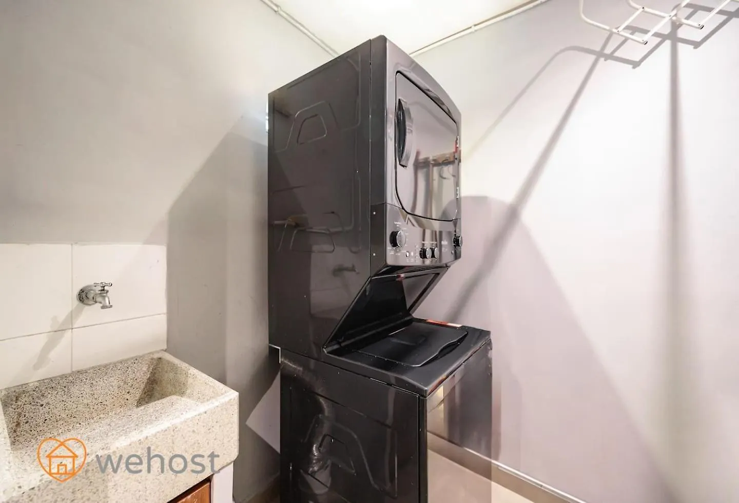 Elegant High Floor 1 Bedroom With Gym & Pool 1202 Медельин 0*,  Колумбия