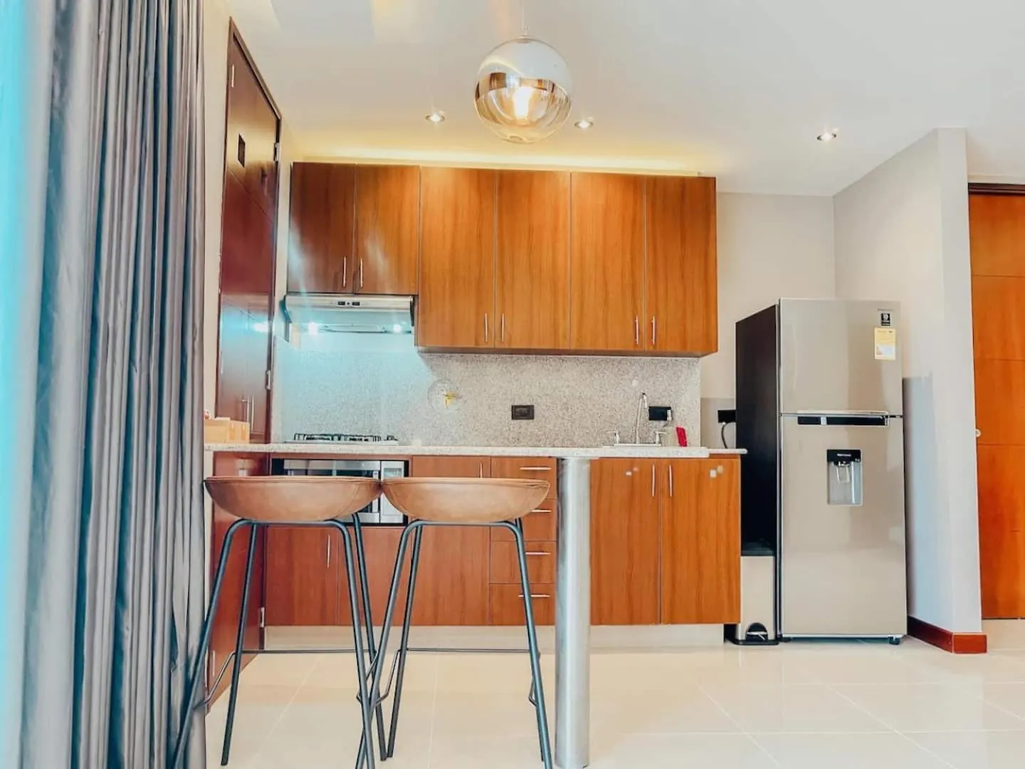 Elegant High Floor 1 Bedroom With Gym & Pool 1202 Medellín