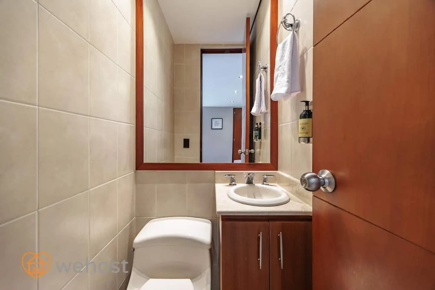 Elegant High Floor 1 Bedroom With Gym & Pool 1202 Медельин 0*,