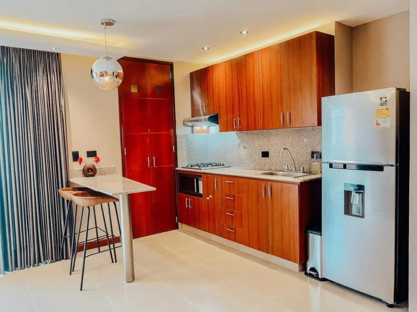Elegant High Floor 1 Bedroom With Gym & Pool 1202 Medellín 0*,