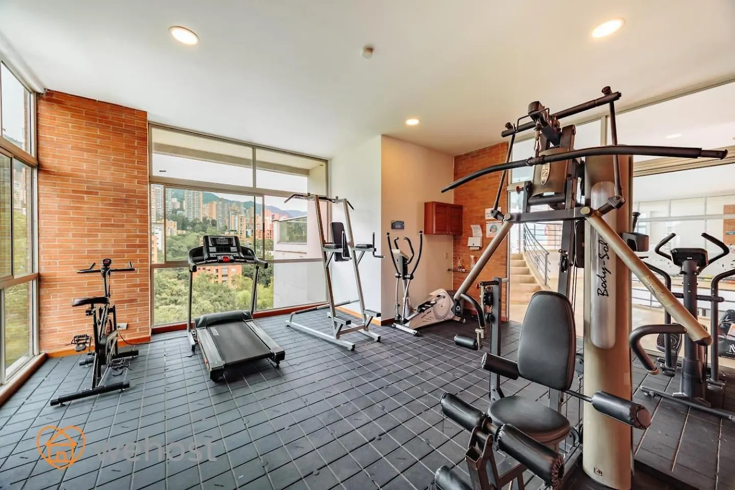 Elegant High Floor 1 Bedroom With Gym & Pool 1202 Medellín