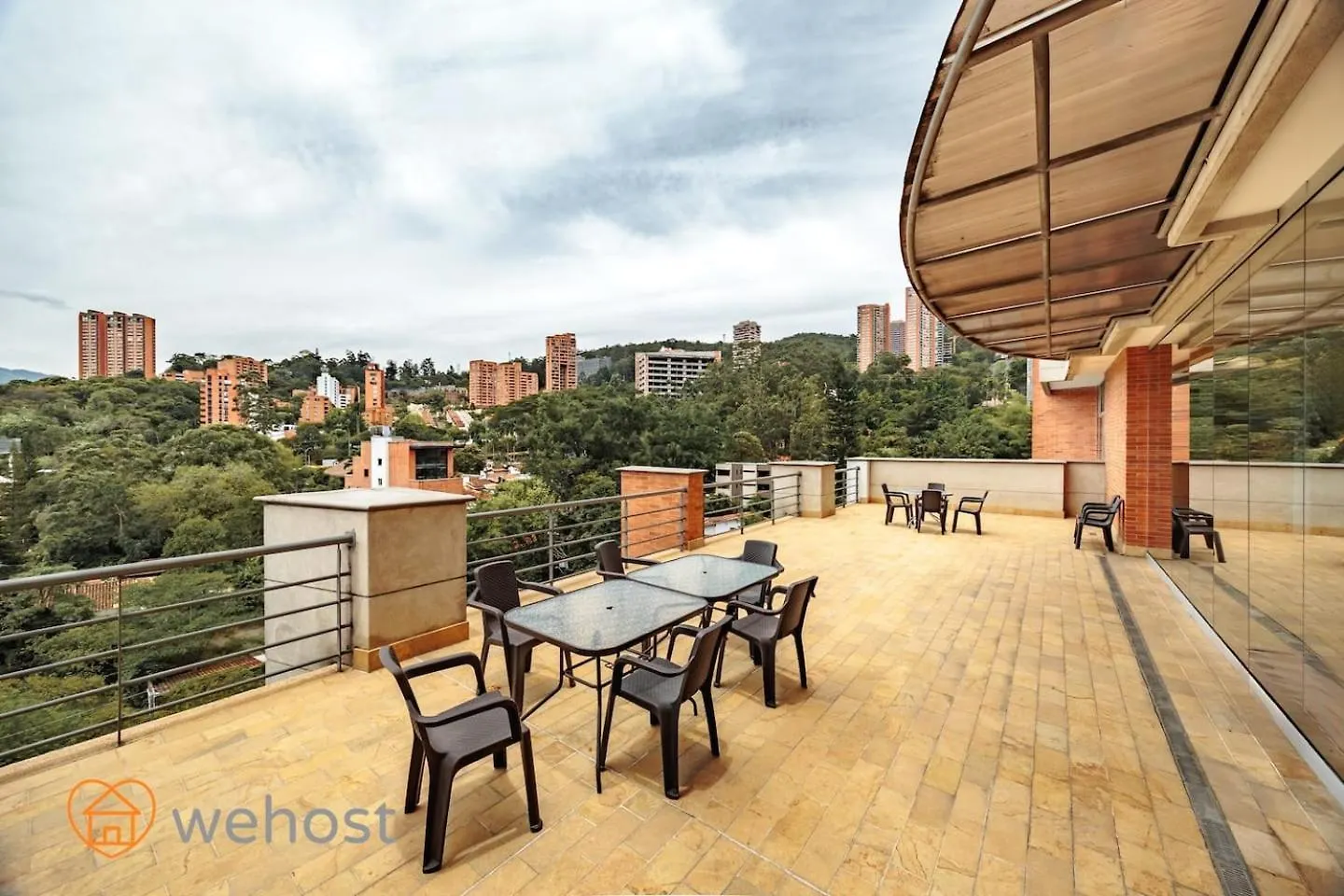 Elegant High Floor 1 Bedroom With Gym & Pool 1202 Medellín Colombia