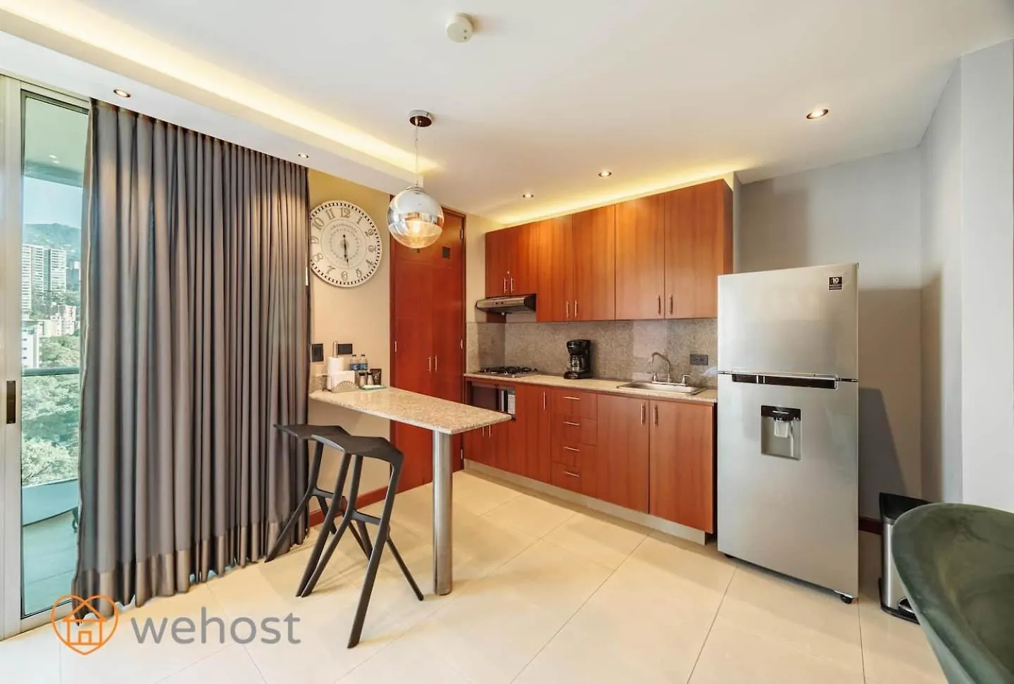 Elegant High Floor 1 Bedroom With Gym & Pool 1202 Medellín Lejlighed
